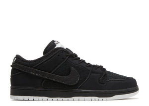 GNARHUNTERS X DUNK LOW SB 'BLACK'