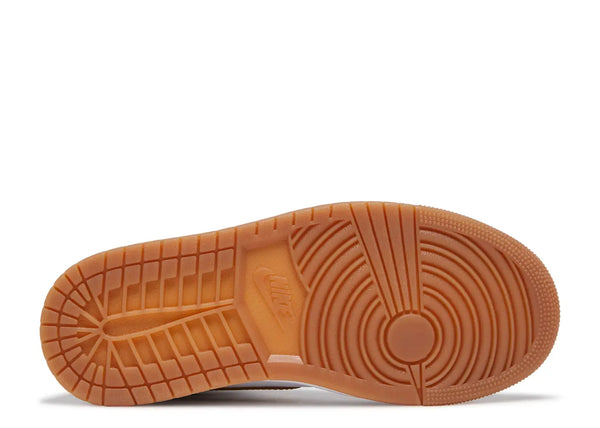 AIR WMNS JORDAN 1 RETRO HIGH OG 'METALLIC GOLD'