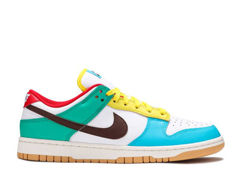 NIKE DUNK LOW SE 'FREE.99 - WHITE'