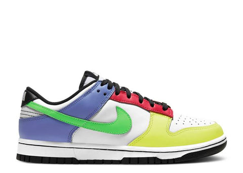 WMNS DUNK LOW 'GREEN STRIKE'